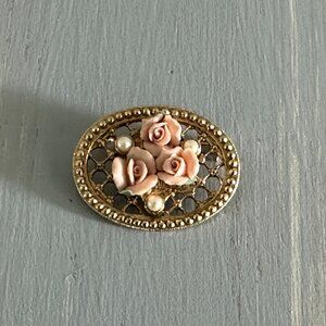 1928 Vintage Brooch Gold Tone w Porcelain Roses & Faux Pearls